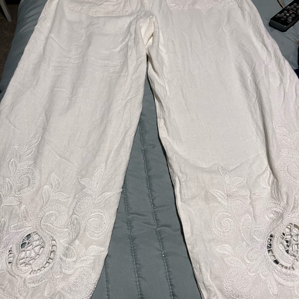 White Embroidered Wide-Leg Pants - Picture 5 of 6